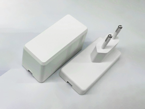 插墙式外壳（白色）